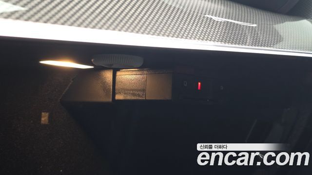 Mercedes-Benz E-Class 2020 — photo 35