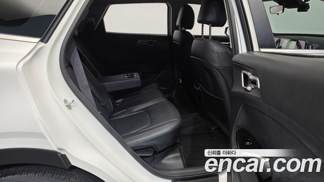 Kia Sportage 2022 — photo 12