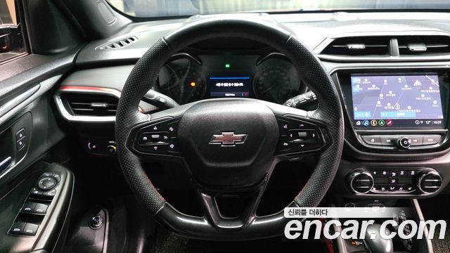Chevrolet Korea Trailblazer 2022 — photo 13