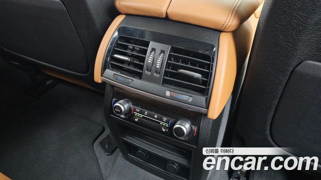 BMW X6 2017 — photo 25
