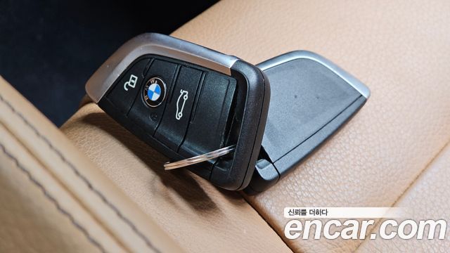 BMW X6 2017 — photo 28