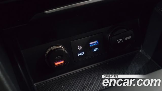 Hyundai AVANTE 2018 — photo 25