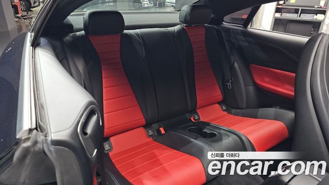 Mercedes-Benz E-Class 2017 — photo 17