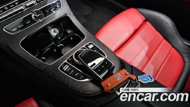 Mercedes-Benz E-Class 2017 — photo 22
