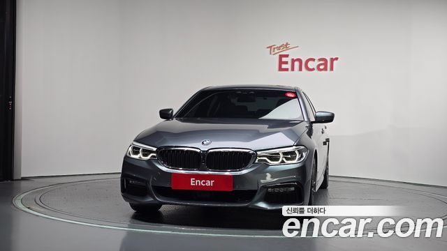BMW 5-Series 2018 — photo 3
