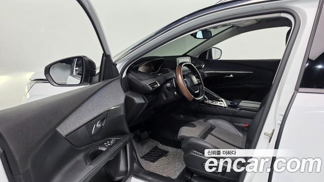 Peugeot 5008 2019 — photo 10