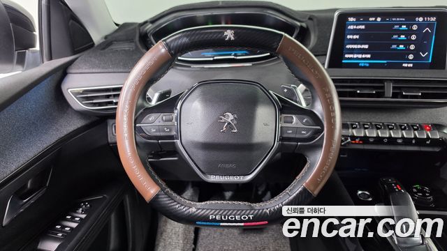 Peugeot 5008 2019 — photo 13