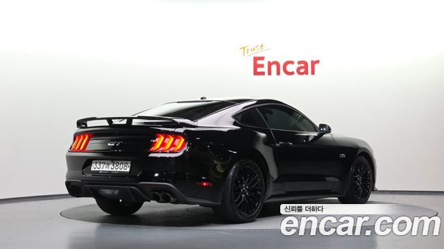 Ford Mustang 2019 — photo 2
