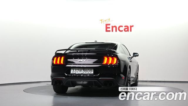 Ford Mustang 2019 — photo 4
