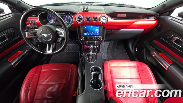 Ford Mustang 2019 — photo 10