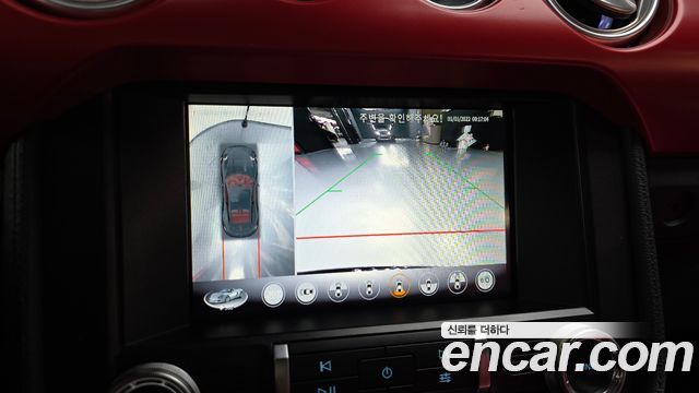 Ford Mustang 2019 — photo 21