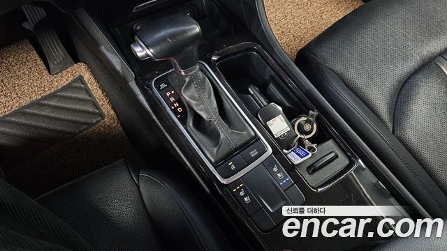 Kia K5 2016 — photo 9
