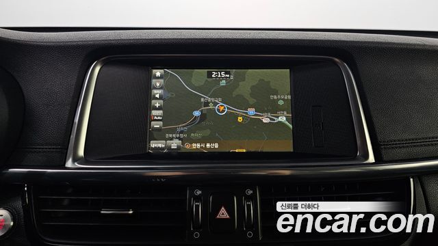 Kia K5 2016 — photo 12