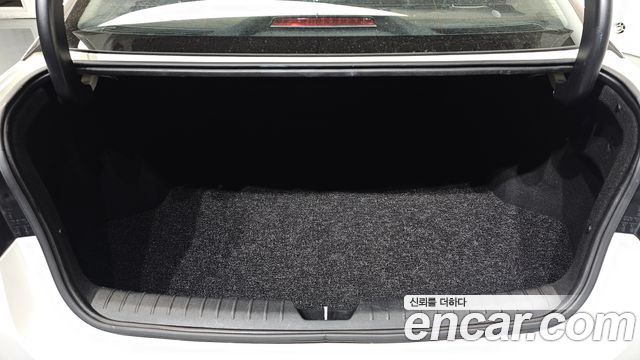 Kia K5 2016 — photo 20