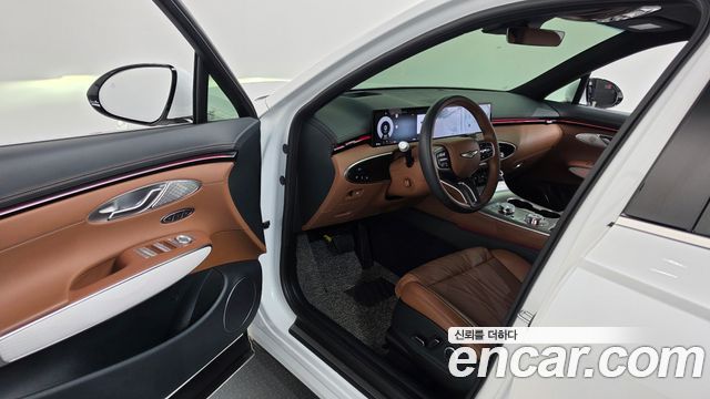 Genesis GV70 2025 — photo 13
