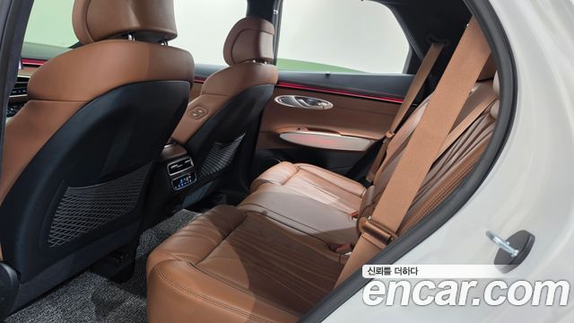 Genesis GV70 2025 — photo 17