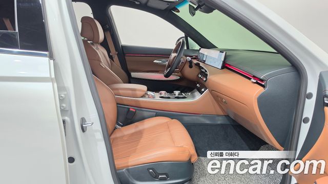 Genesis GV70 2025 — photo 16