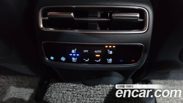 Genesis GV70 2025 — photo 33