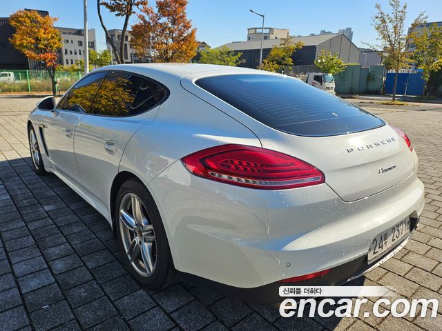 Porsche Panamera 2015 — photo 7