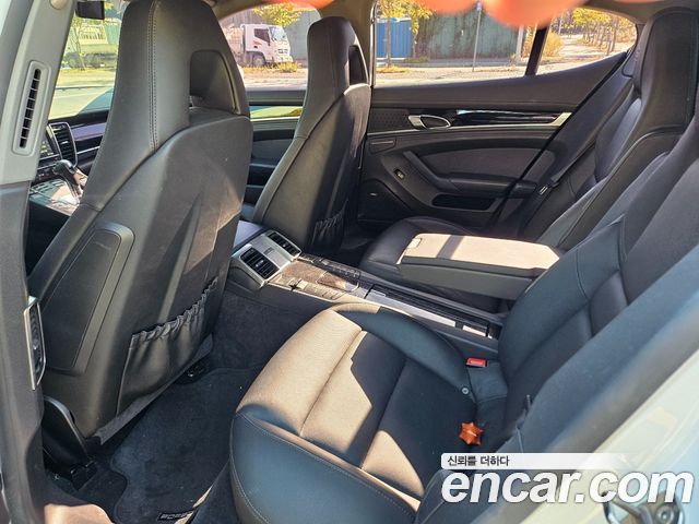 Porsche Panamera 2015 — photo 10