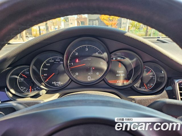 Porsche Panamera 2015 — photo 17
