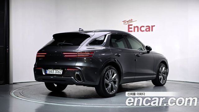 Genesis GV70 2021 — photo 2