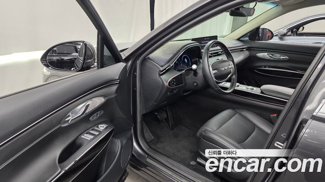Genesis GV70 2021 — photo 10