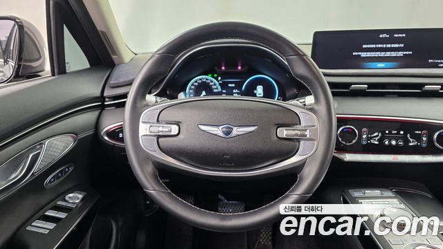 Genesis GV70 2021 — photo 13