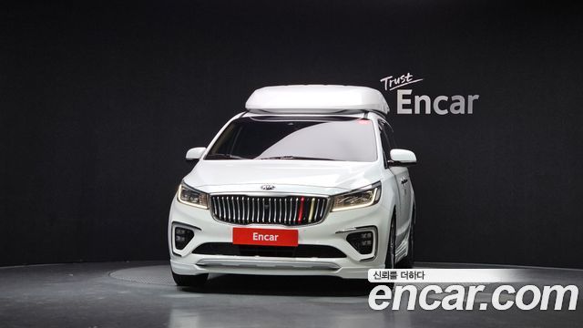 Kia Canival 2019 — photo 3