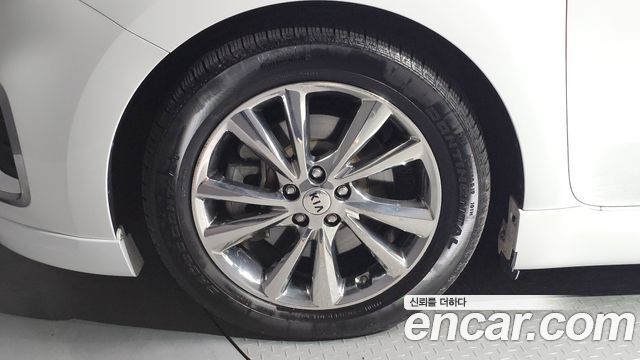 Kia Canival 2019 — photo 5
