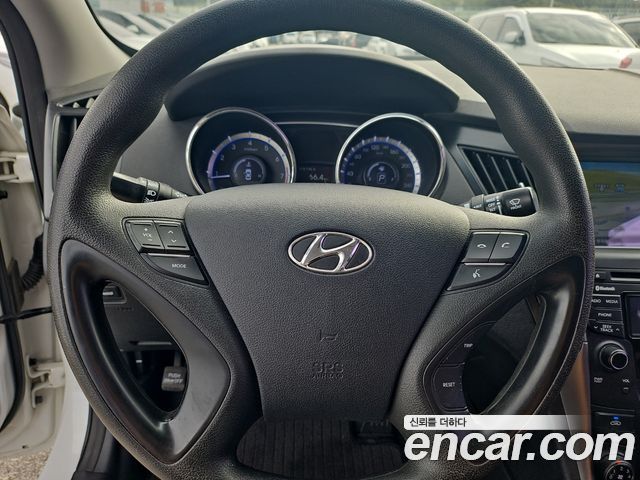Hyundai Sonata 2014 — photo 8