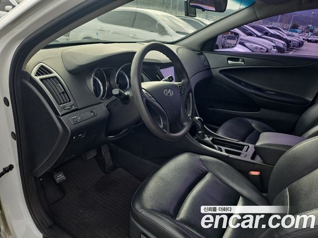 Hyundai Sonata 2014 — photo 10