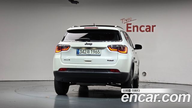 Jeep Compass 2019 — photo 4