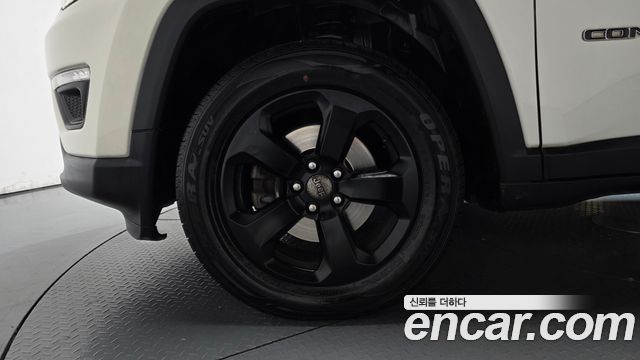 Jeep Compass 2019 — photo 5