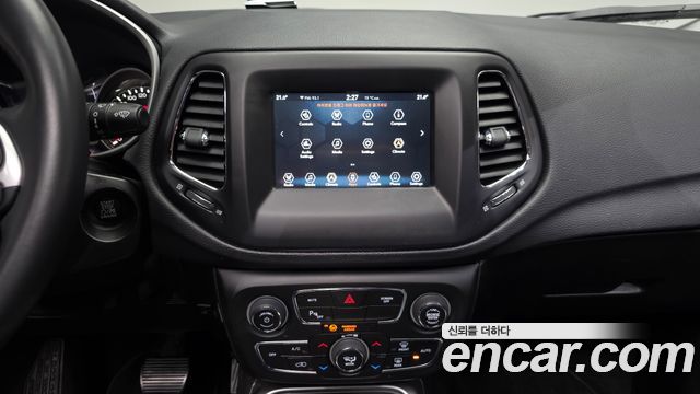 Jeep Compass 2019 — photo 20