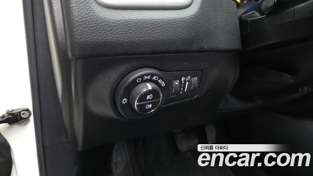 Jeep Compass 2019 — photo 25