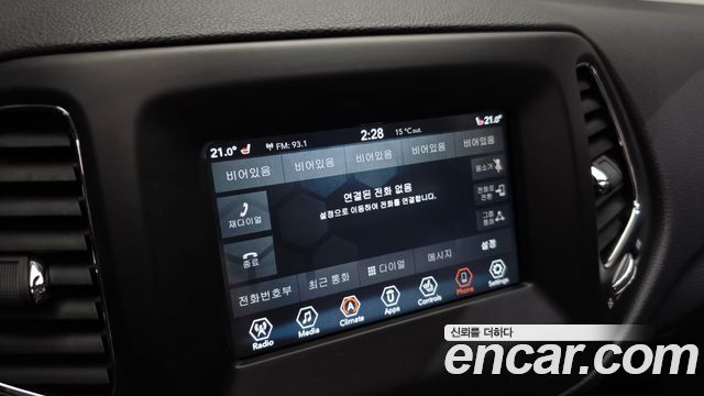 Jeep Compass 2019 — photo 27