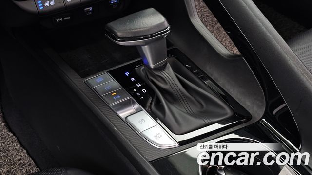 Hyundai AVANTE 2023 — photo 12