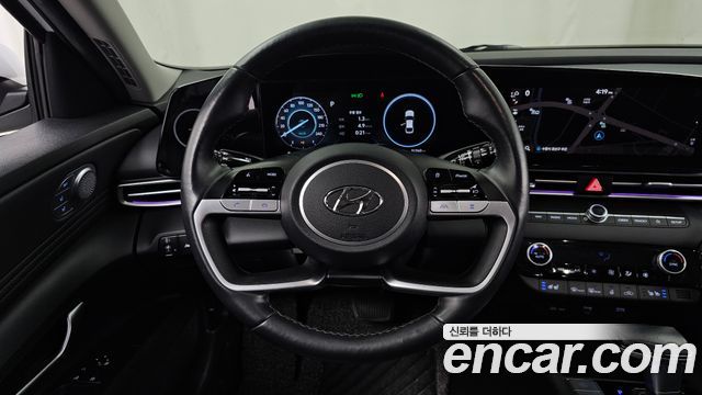 Hyundai AVANTE 2023 — photo 19
