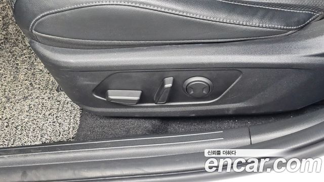 Hyundai AVANTE 2023 — photo 32