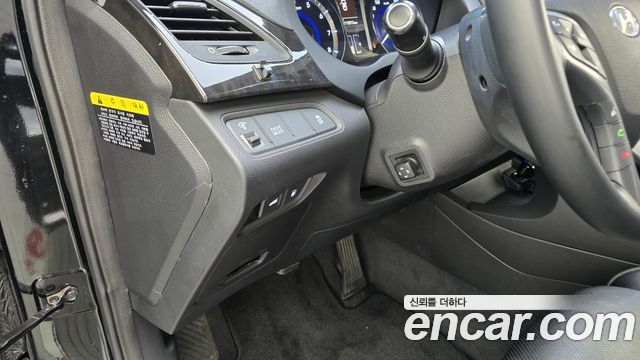 Hyundai Grandeur 2016 — photo 18