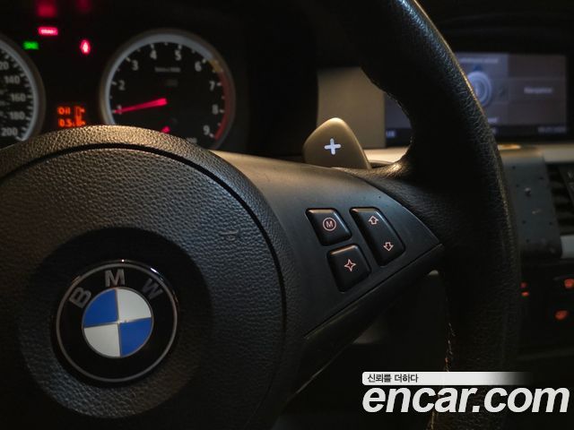 BMW M5 2006 — photo 12