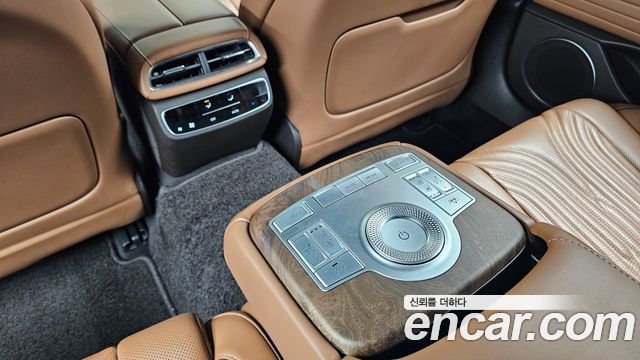 Genesis G80 2021 — photo 24