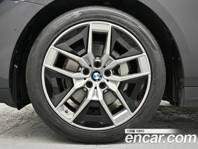 BMW 5-Series 2024 — photo 5