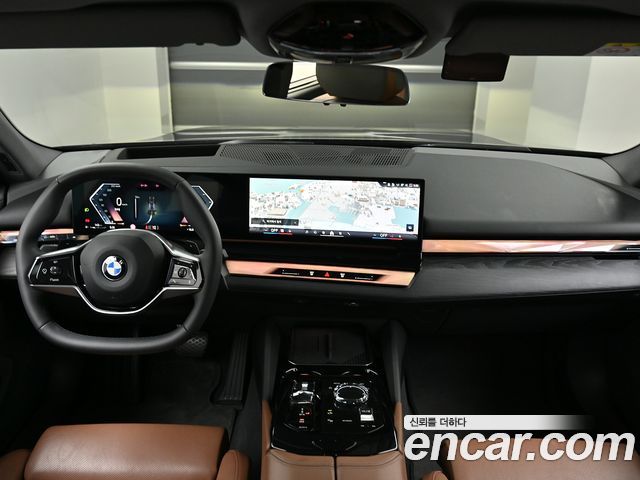 BMW 5-Series 2024 — photo 6