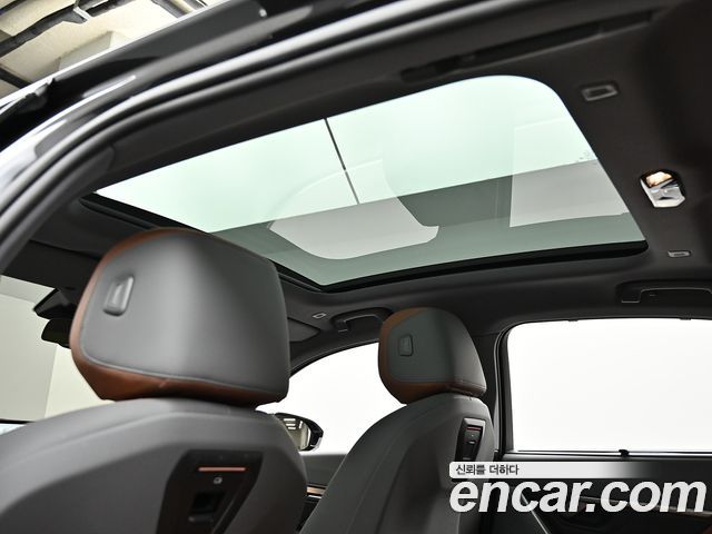 BMW 5-Series 2024 — photo 19