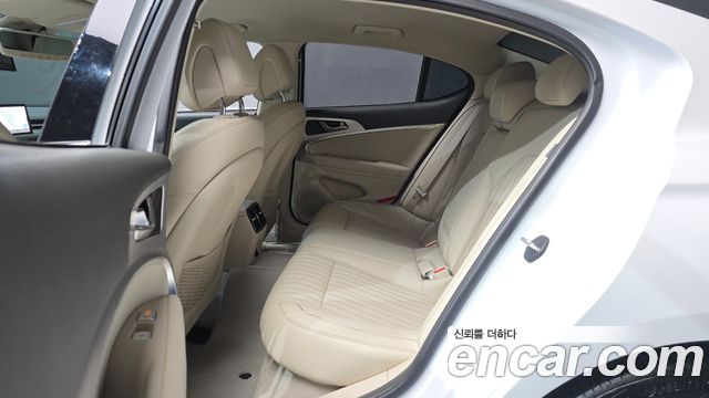 Genesis G70 2021 — photo 18