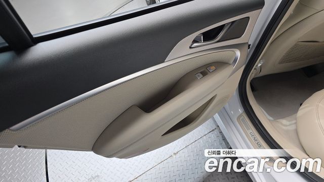 Genesis G70 2021 — photo 14