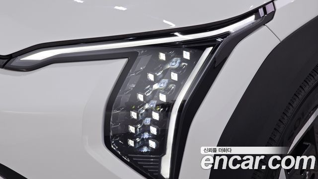 Kia EV3 2025 — photo 8