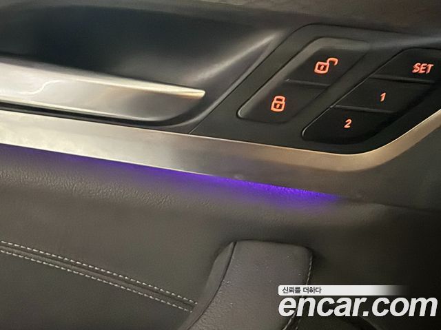 BMW X4 2021 — photo 11